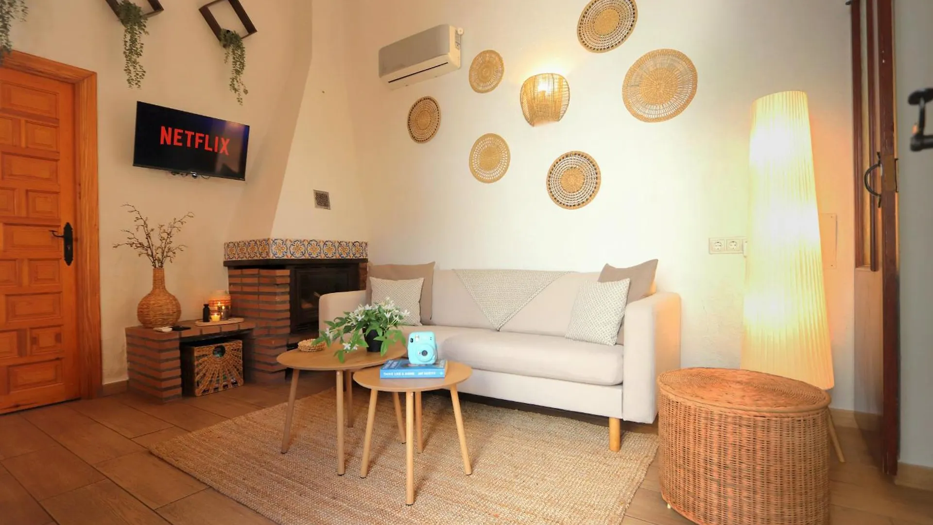 Authentic Spanish House With Terrace 10Min Beach Walk Marbella