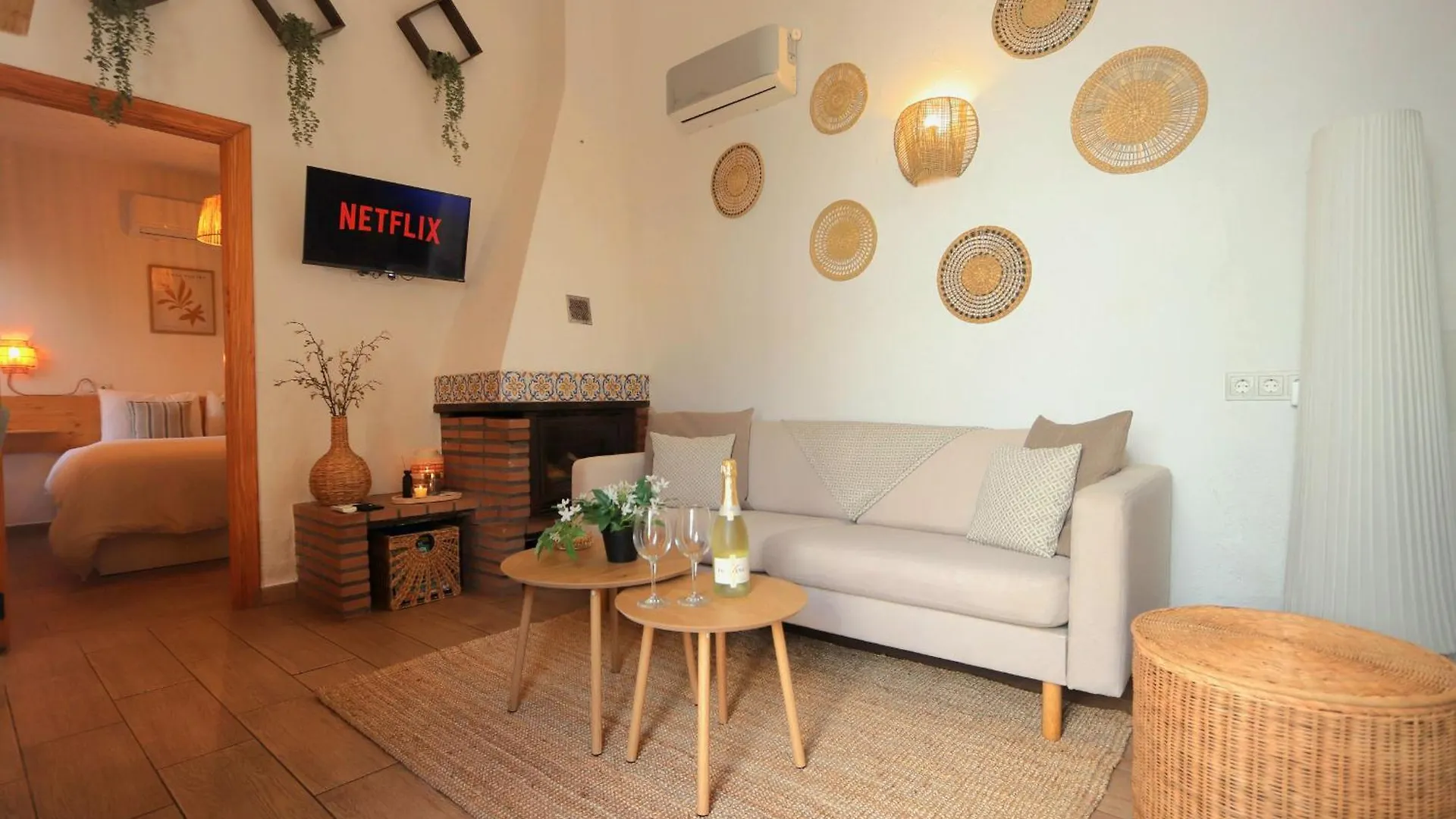 Authentic Spanish House With Terrace 10Min Beach Walk Marbella