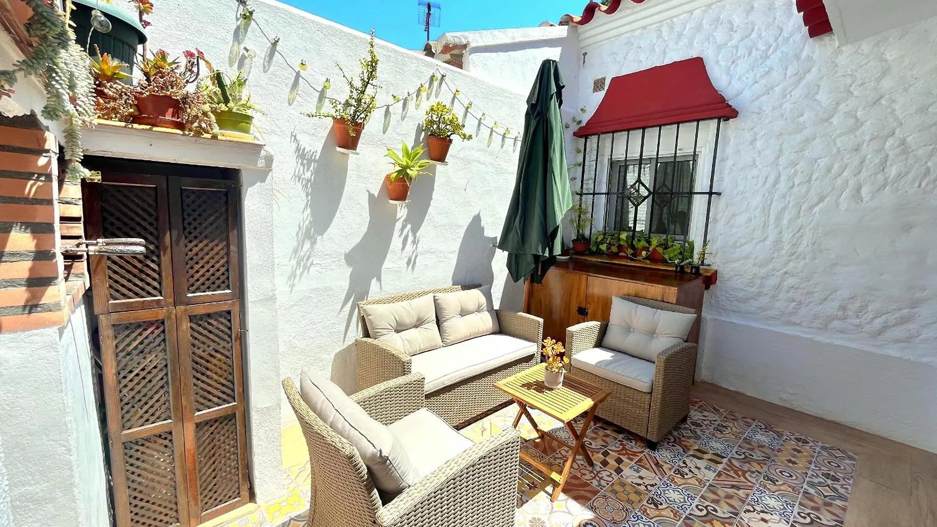 Apartment Authentic Spanish House With Terrace 10Min Beach Walk Marbella