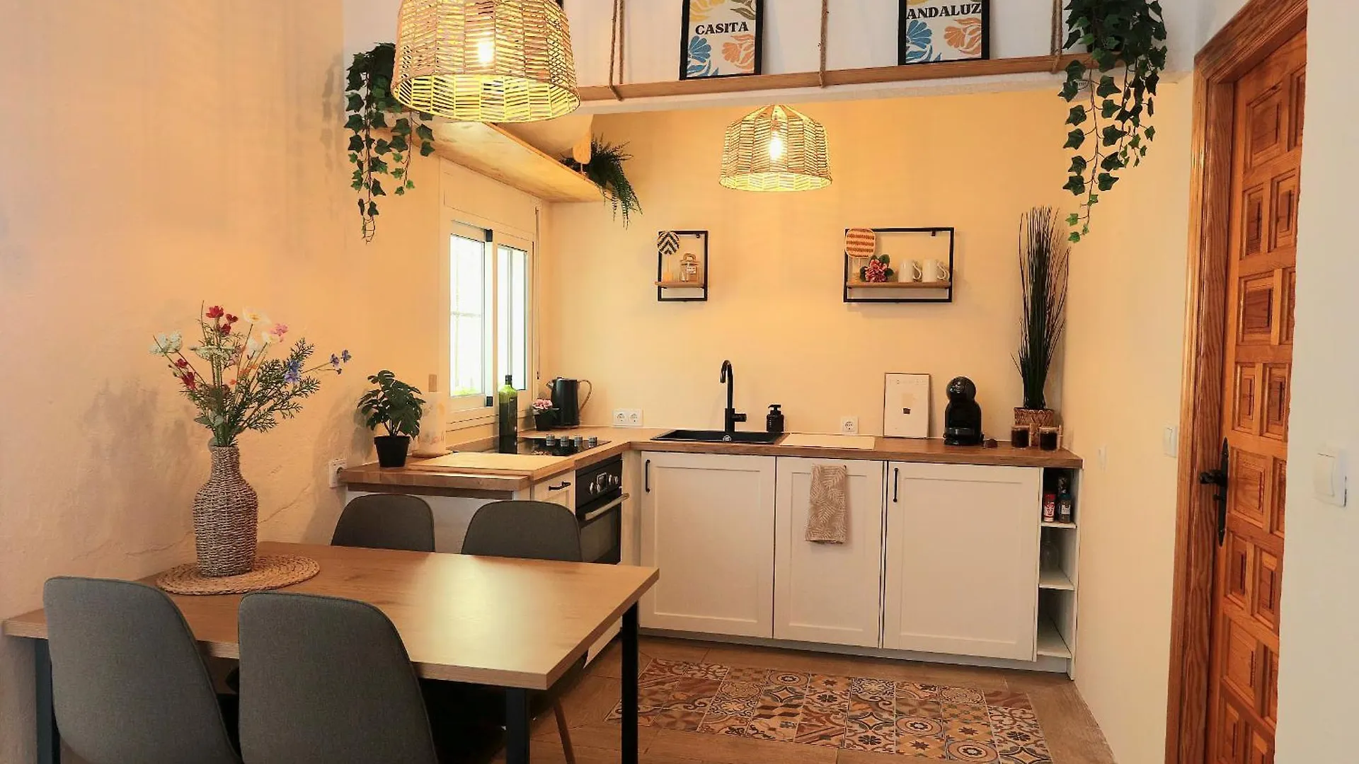 Authentic Spanish House With Terrace 10Min Beach Walk Marbella Apartmán